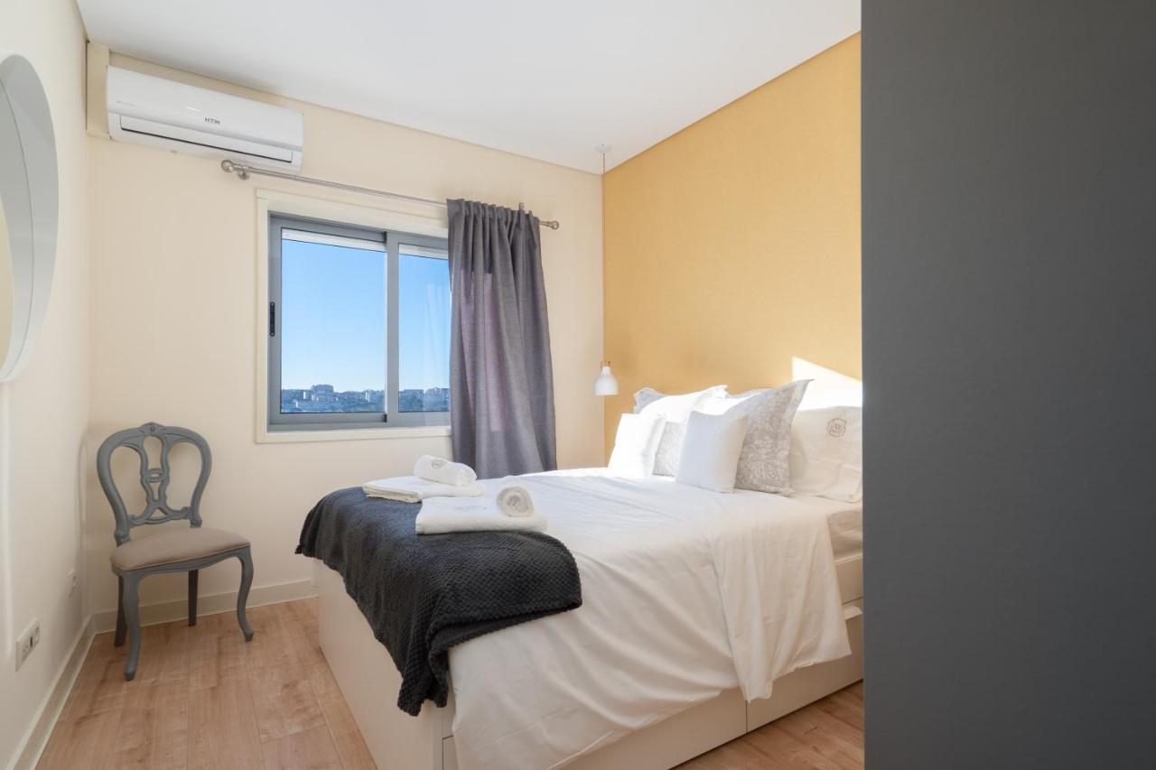 Apartamento Gaya Avenue Flats - Elegant Contemporary Flats With Balcony Vila Nova de Gaia Exterior foto